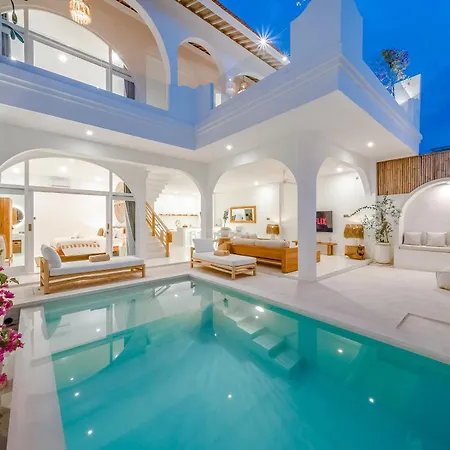 Villa Mykonian - New Modern Concept & Luxury 3Br - Central Canggu Beach