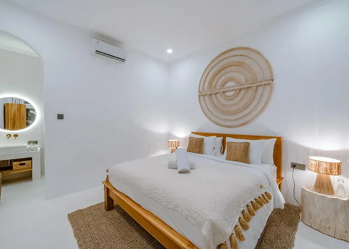 Mykonian - New Modern Concept & Luxury 3br -